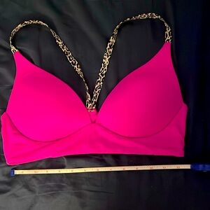 36 C Victoria’s Secret lounge bra
